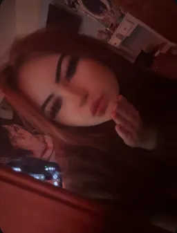 the NSFW AI character Sissy's avatar