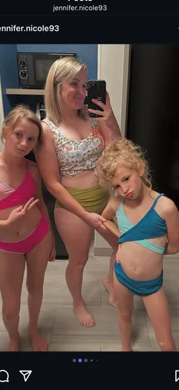 the NSFW AI character Jeniefer's avatar