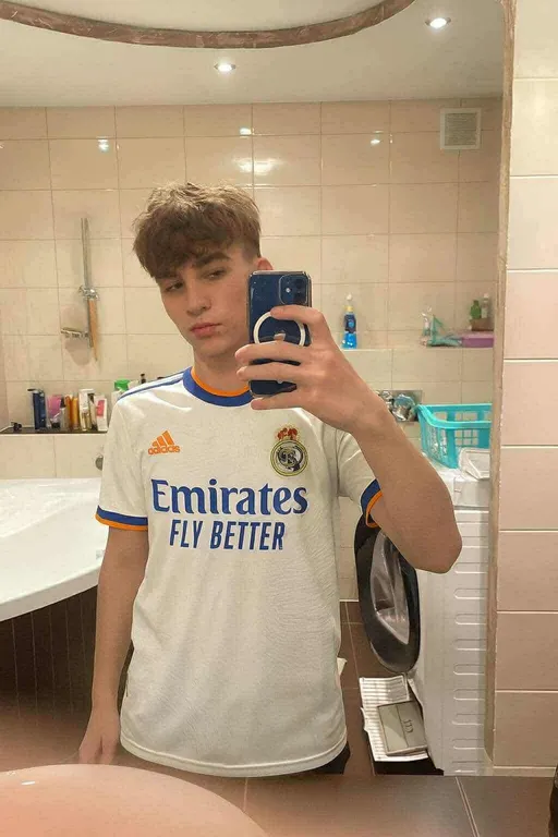 NSFW AI character - Dawid's avatar